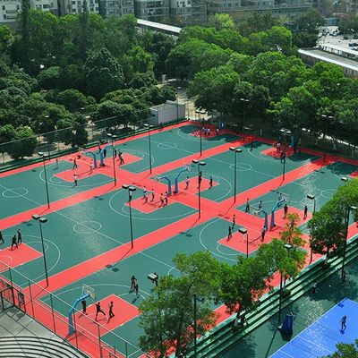 よい価格 Weather Resistant Outdoor Basketball Court Tiles Polypropylene Material With Multi Color オンラインで