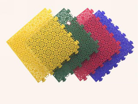 よい価格 高インパクトポリプロピレンコポリマー PPタイル スポーツフロア オンラインで