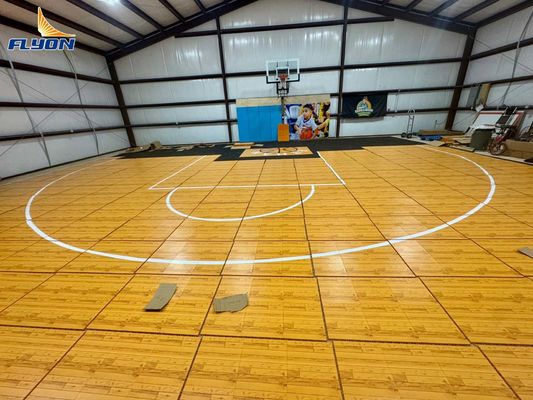 よい価格 スポーツフロア 影響ポリプロピレンコポリマー PPタイル 耐久性のある性能のための床システム オンラインで