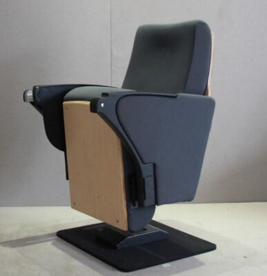 よい価格 商業グレードのカスタマイズ可能な人間工学に基づいた講堂現代劇場席（通路パネル付き） オンラインで