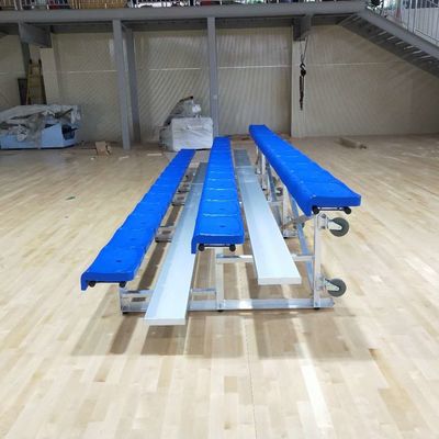よい価格 アルミニウム屋外の金属の観覧席運動場の訓練分野のための座席との3列 オンラインで