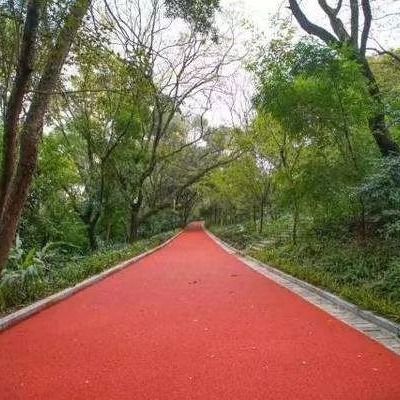 よい価格 屋外の公共庭公園の道のための赤い色EPDMのゴム製微粒 オンラインで