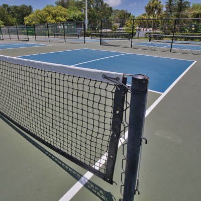 ビニール素材 ピクルボールコートマット スリップ耐性 滑らかな表面