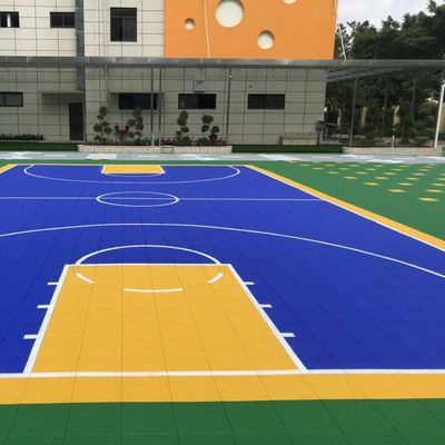 よい価格 屋外コート レッド PPタイル スポーツフロア 15mm 厚さ カートンパッケージ付き オンラインで